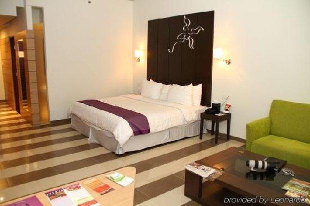 Vega Hotel Gading Serpong Ngoại thất bức ảnh